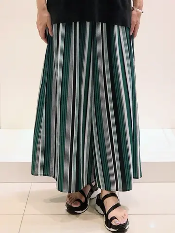 自由区 奥山 コーディネート画像