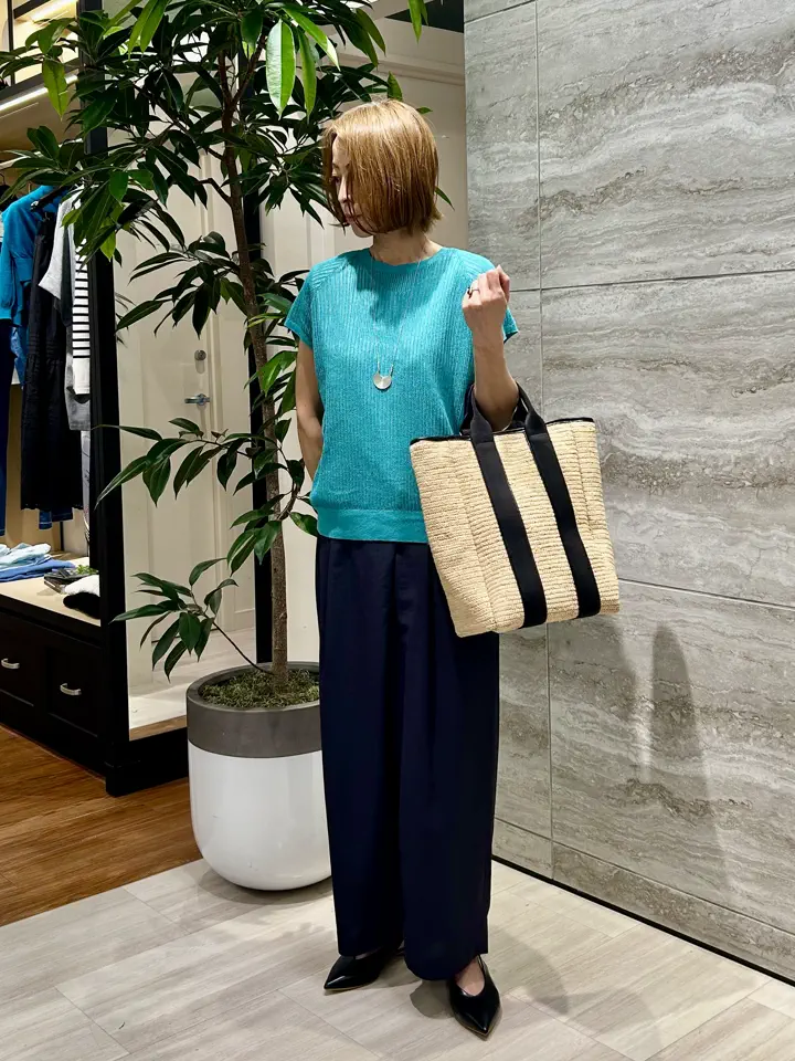 自由区 Ishii コーディネート画像