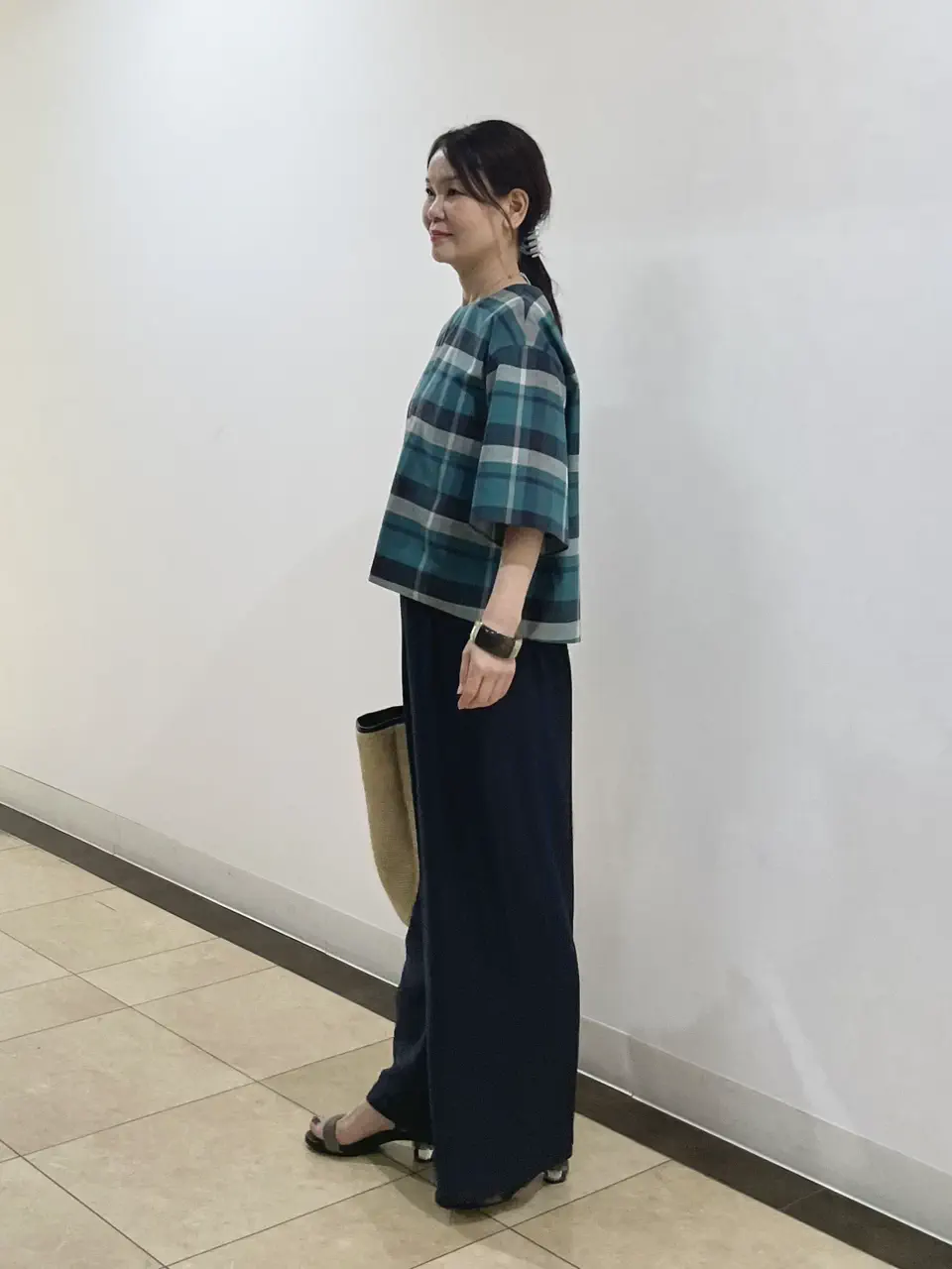 自由区 永石 コーディネート画像