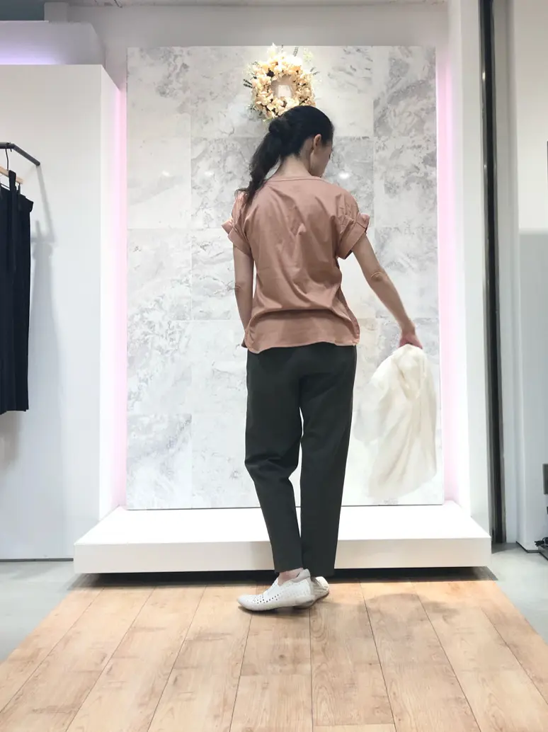 自由区 中尾 コーディネート画像