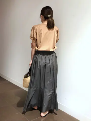 自由区 古宮 コーディネート画像