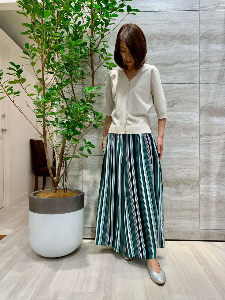 自由区 Ishii コーディネート画像