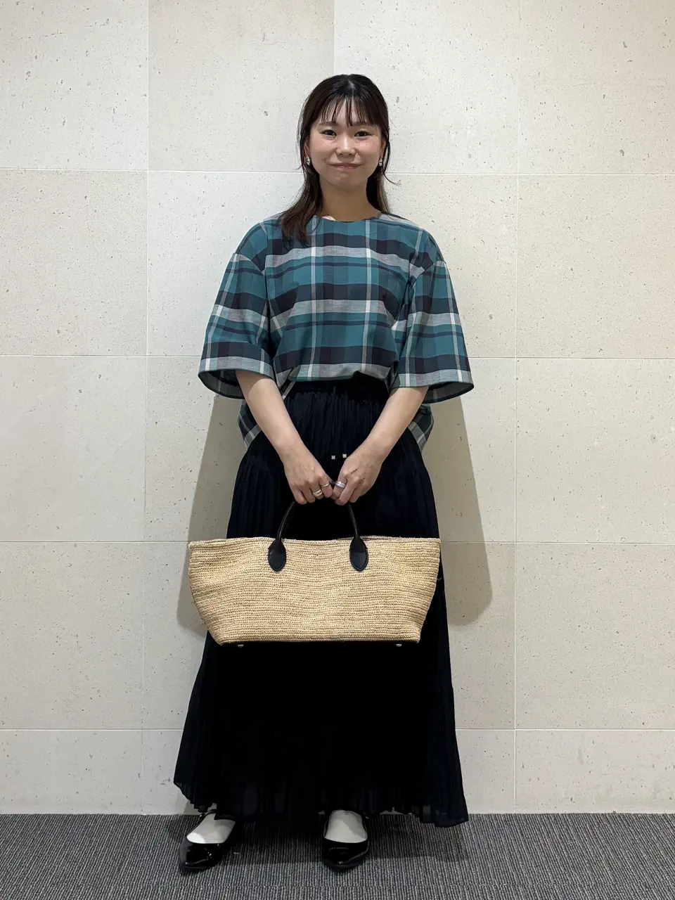 自由区 小林 コーディネート画像
