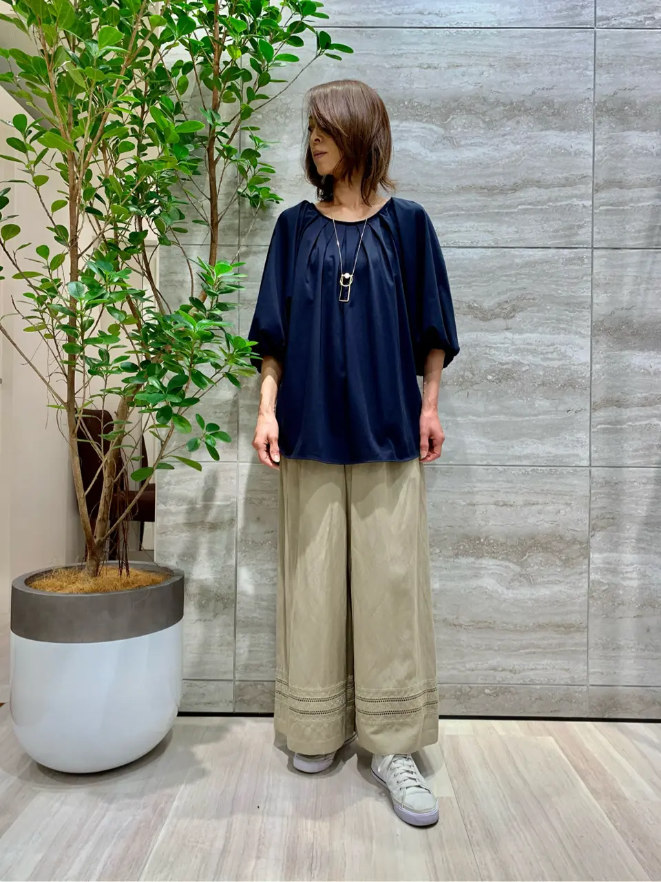 自由区 Ishii コーディネート画像