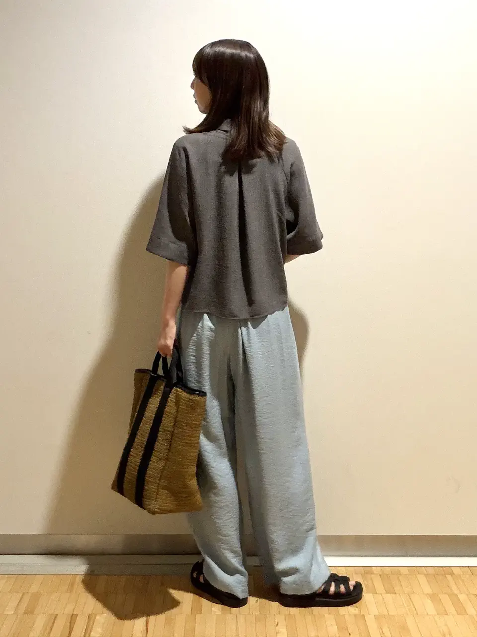 自由区 森川 コーディネート画像