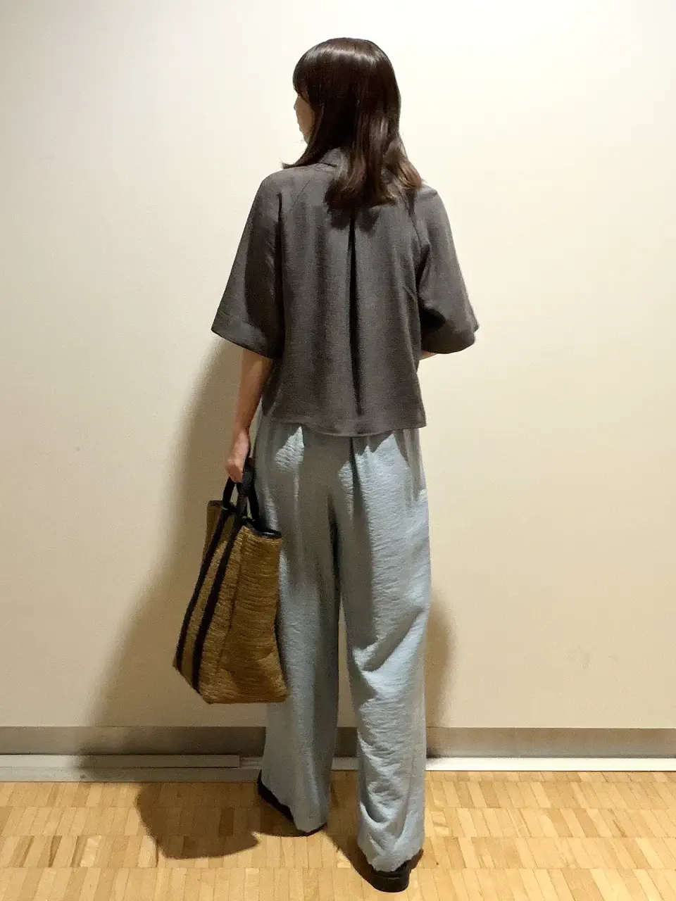自由区 森川 コーディネート画像