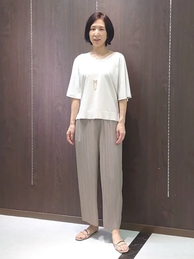 自由区 井上 コーディネート画像