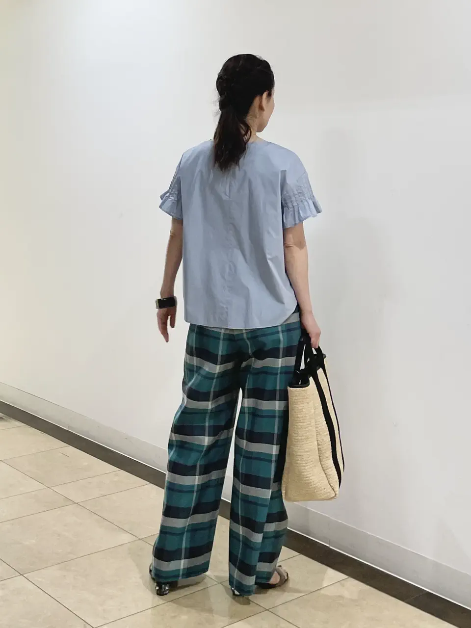自由区 永石 コーディネート画像