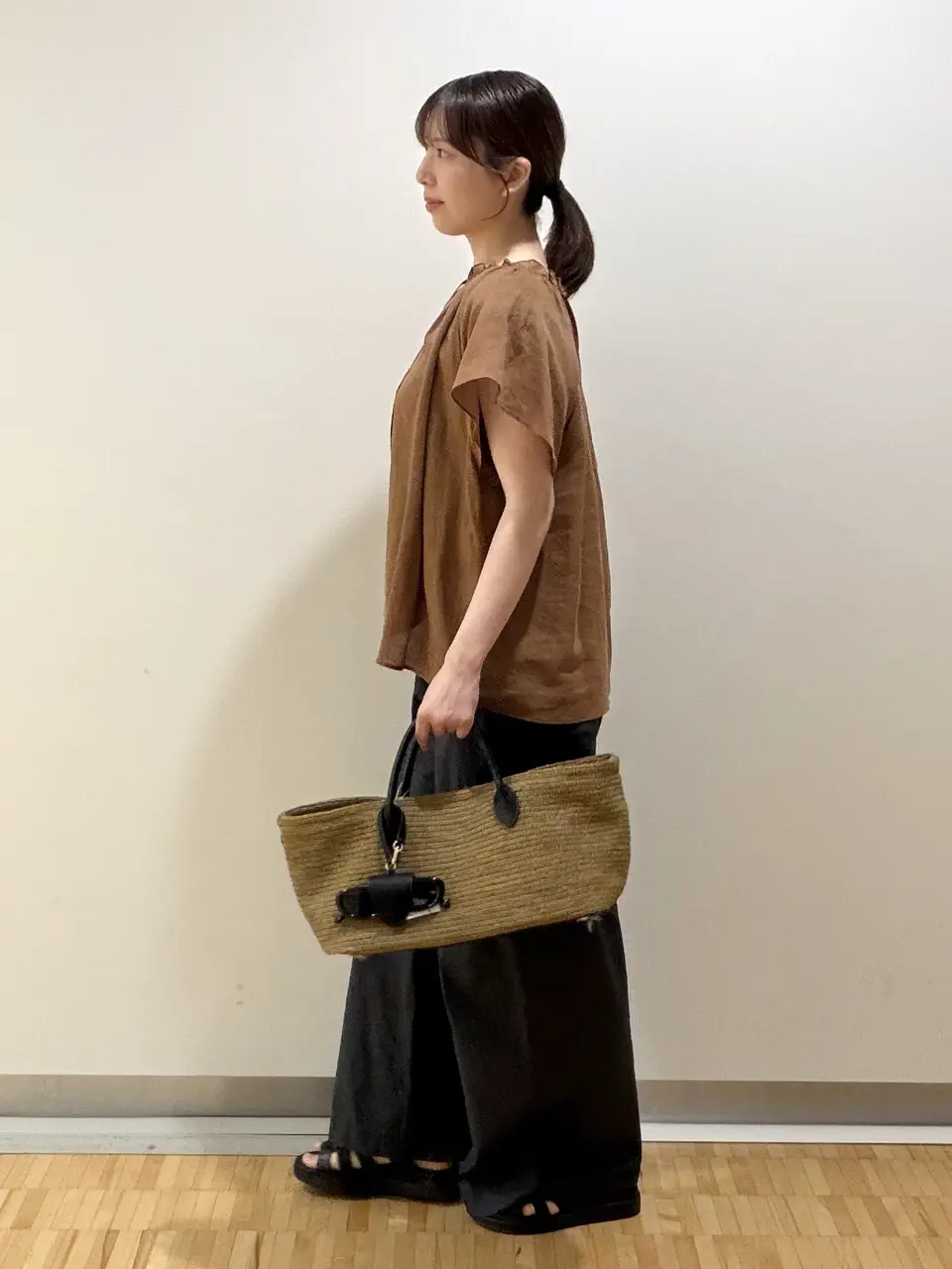 自由区 森川 コーディネート画像