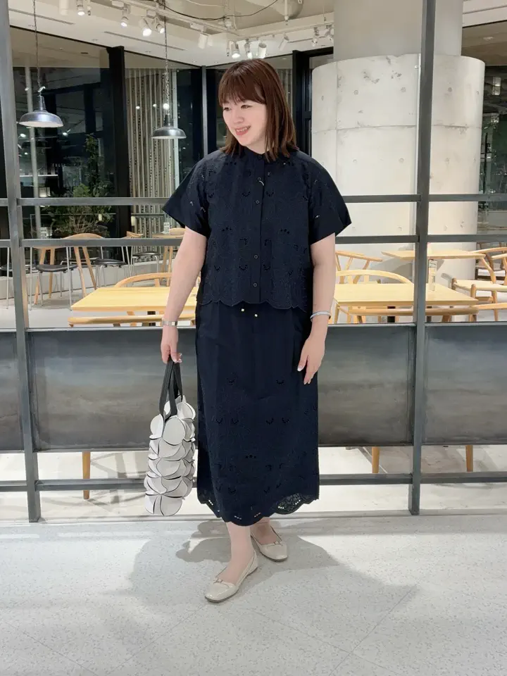 自由区 うめだ コーディネート画像