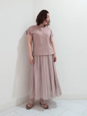 自由区 ナオミ コーディネート画像