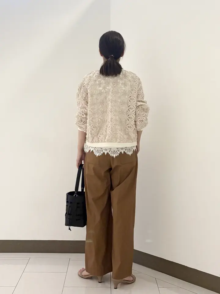 自由区 南 コーディネート画像