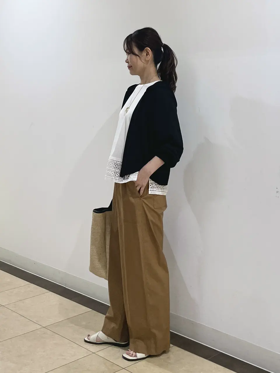 自由区 永石 コーディネート画像