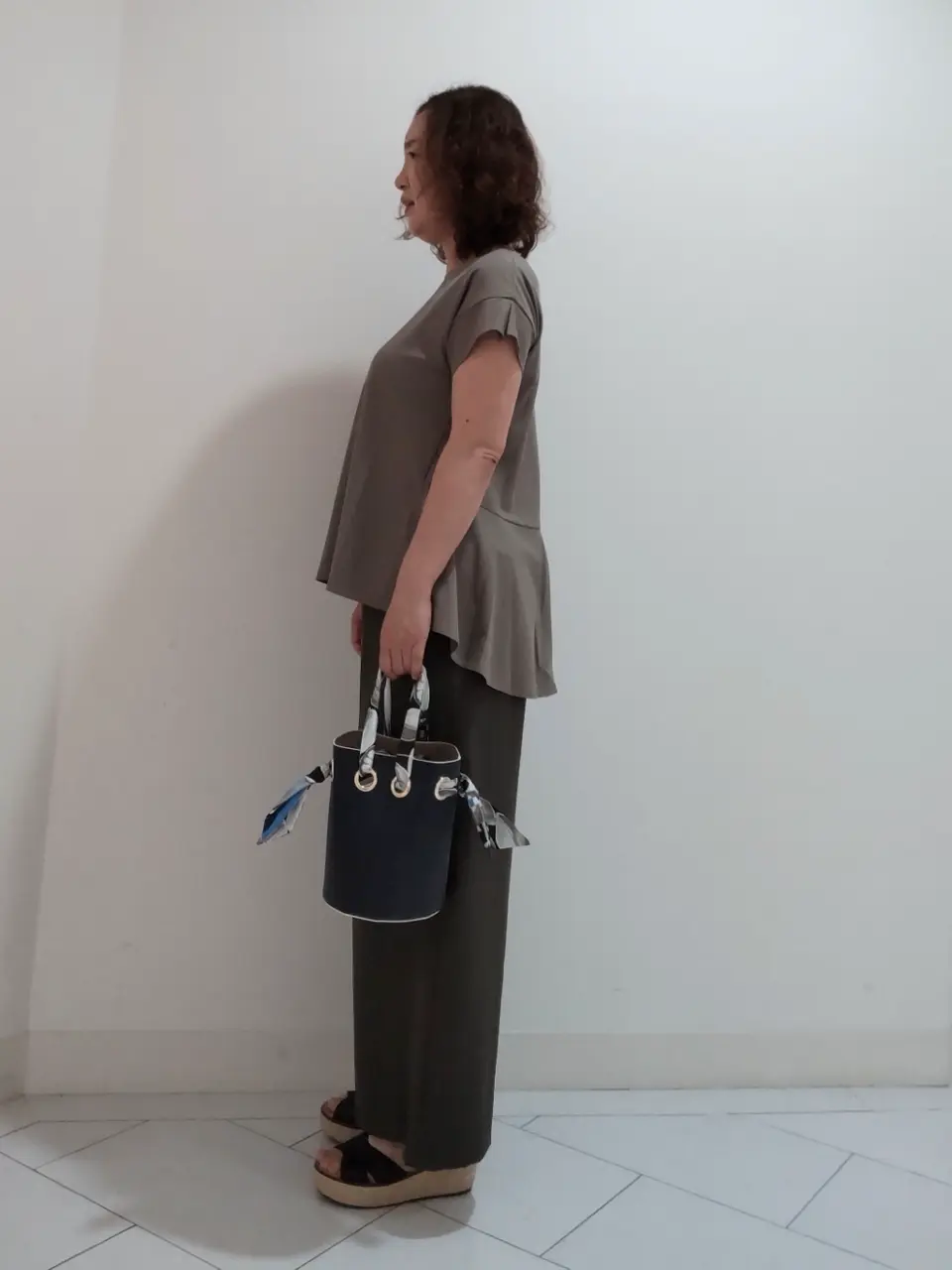 自由区 ナオミ コーディネート画像