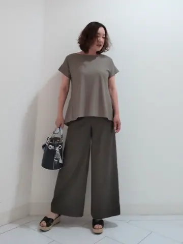 自由区 ナオミ コーディネート画像