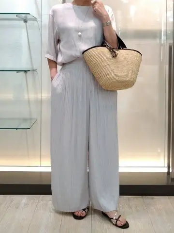 自由区 鶴田 コーディネート画像