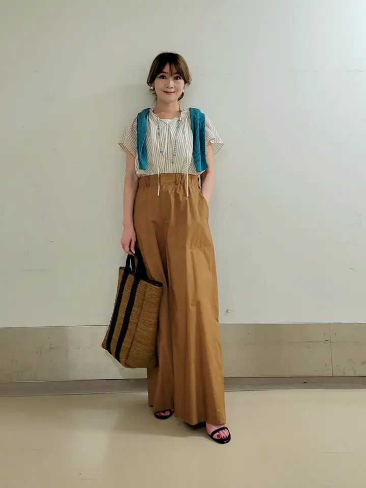 自由区 濱地 コーディネート画像
