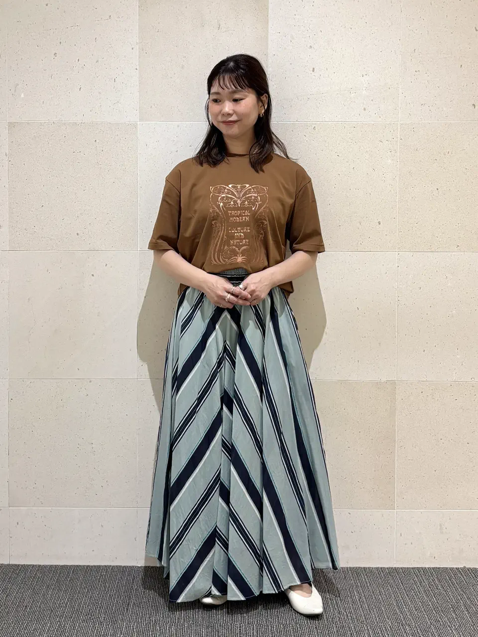 自由区 小林 コーディネート画像