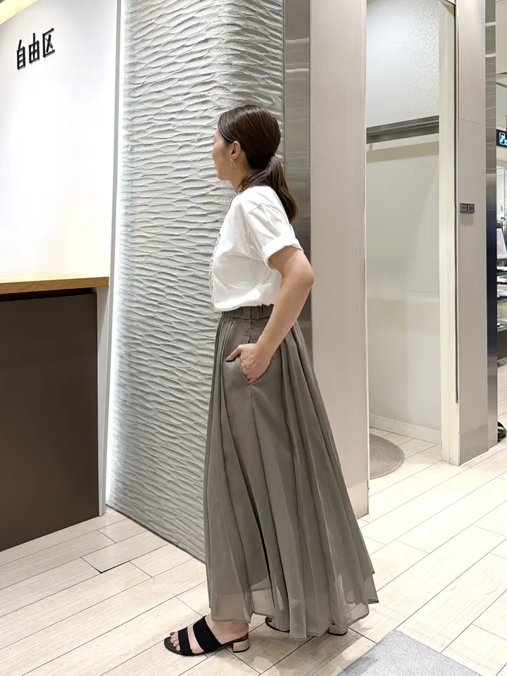 自由区 鈴木 コーディネート画像