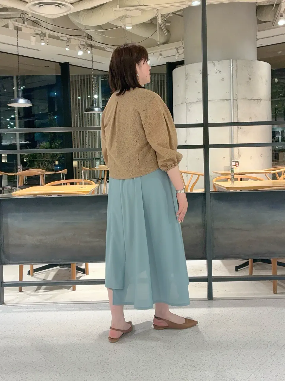 自由区 うめだ コーディネート画像