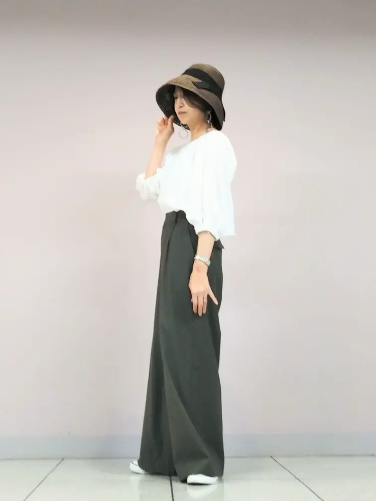 自由区 浅野 コーディネート画像