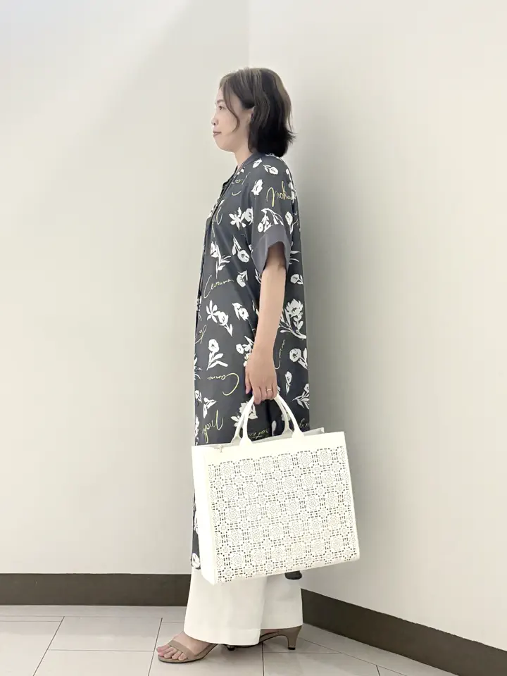自由区 南 コーディネート画像