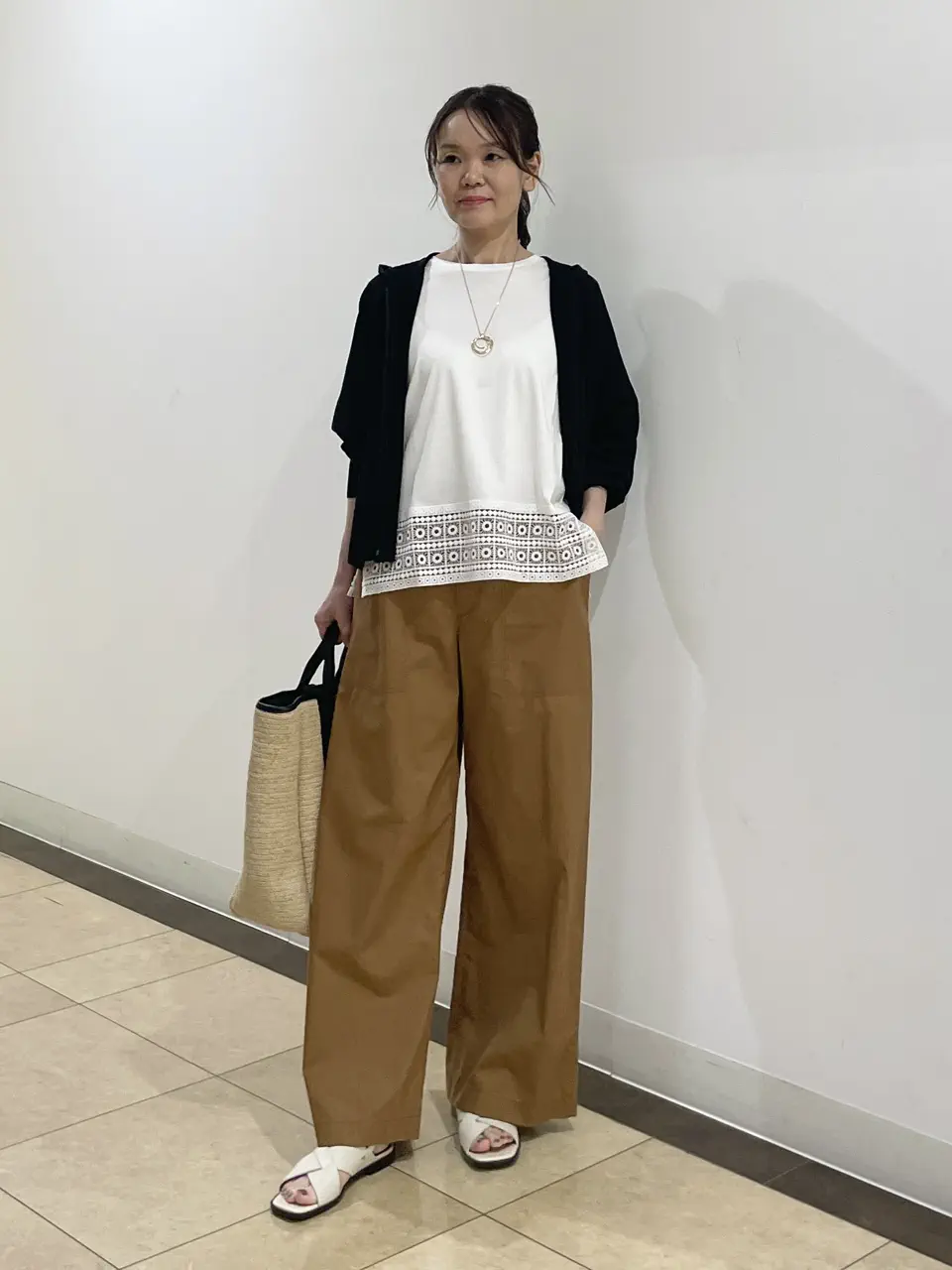 自由区 永石 コーディネート画像