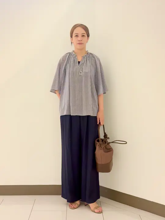 自由区 南 コーディネート画像