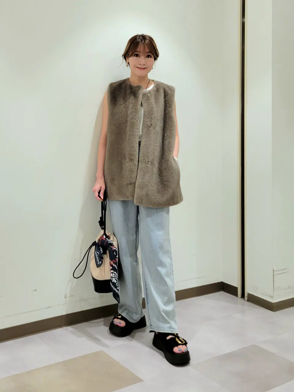 自由区 濱地 コーディネート画像