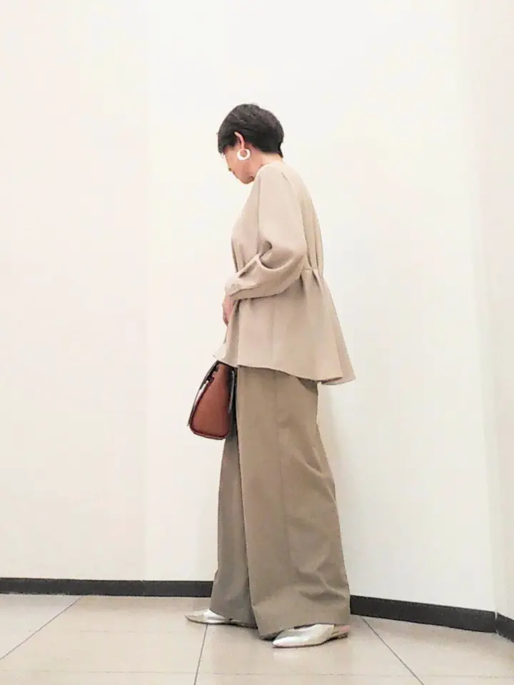 自由区 浅野 コーディネート画像