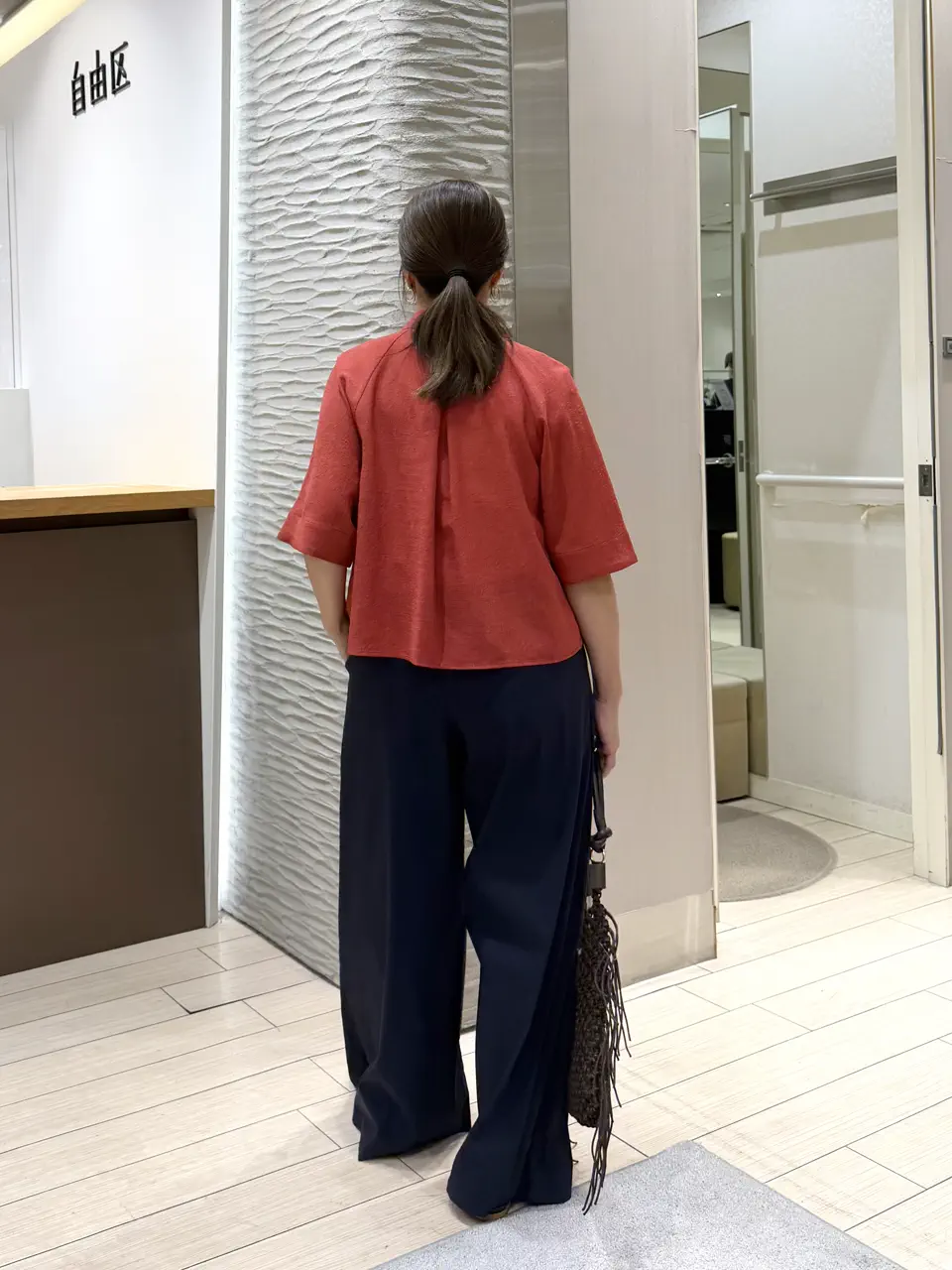 自由区 鈴木 コーディネート画像