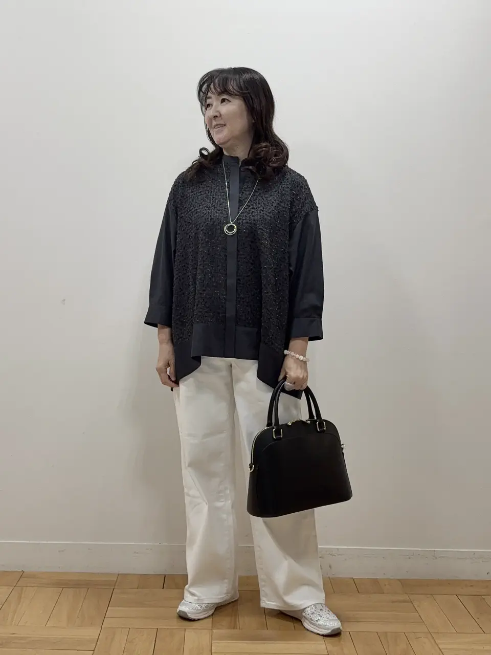  白戸 コーディネート画像