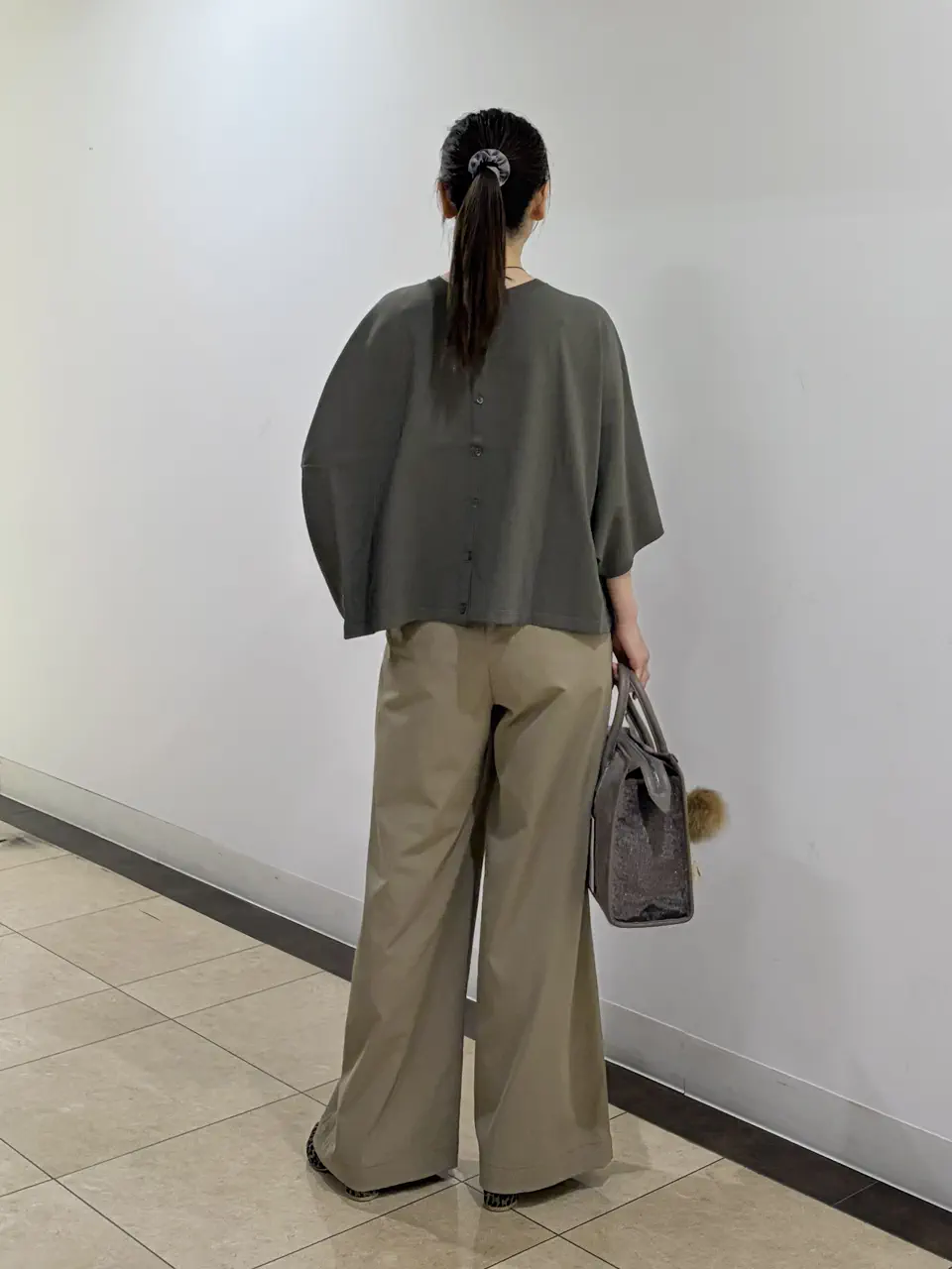自由区 永石 コーディネート画像