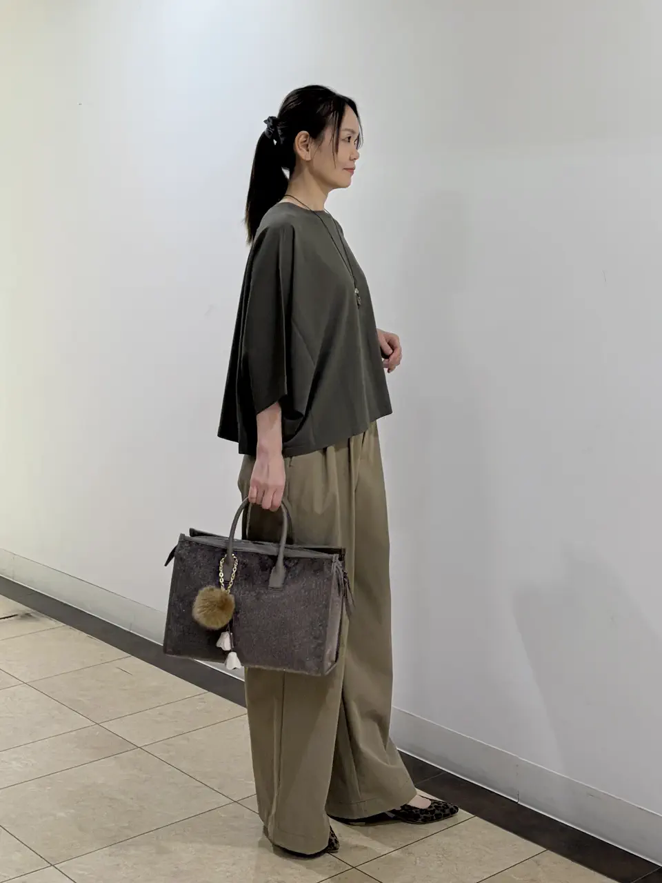 自由区 永石 コーディネート画像