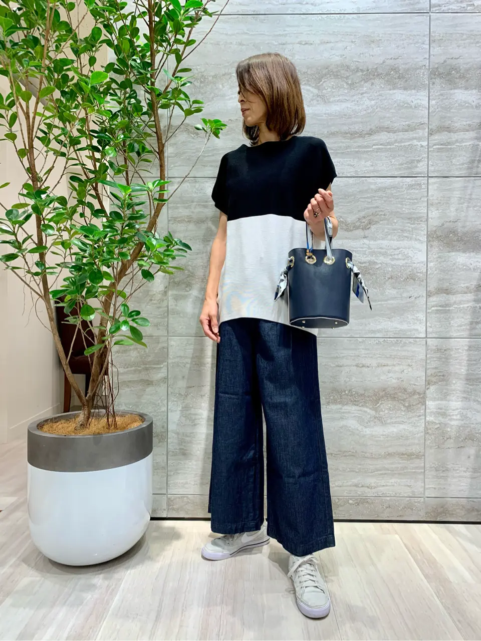 自由区 Ishii コーディネート画像