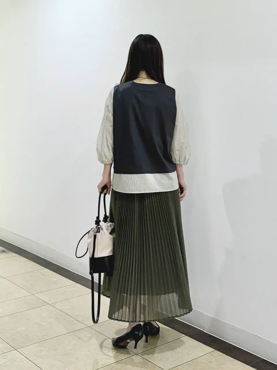 自由区 永石 コーディネート画像