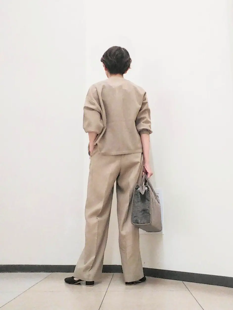 自由区 浅野 コーディネート画像