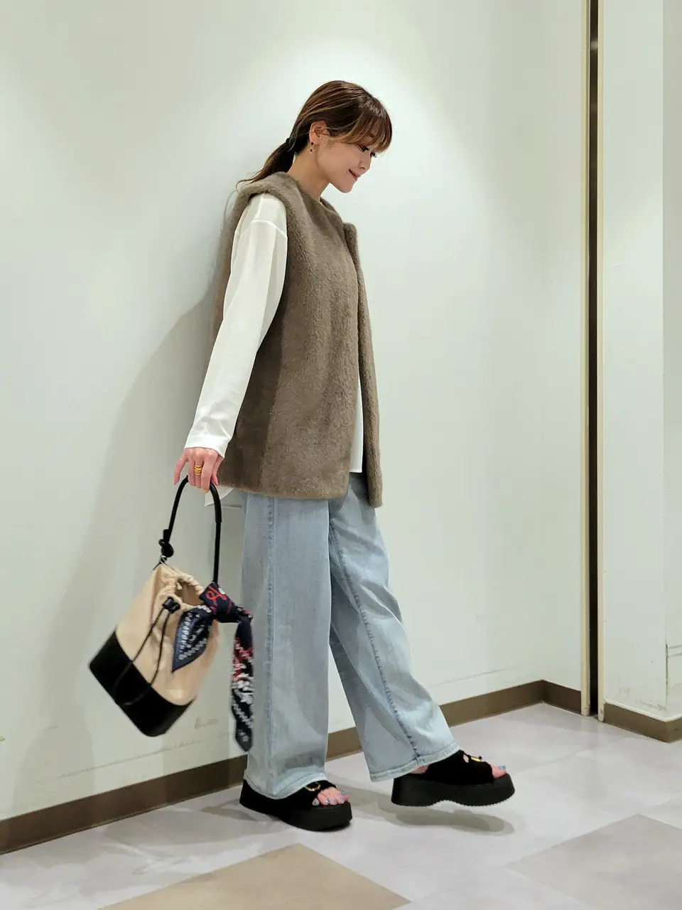 自由区 濱地 コーディネート画像