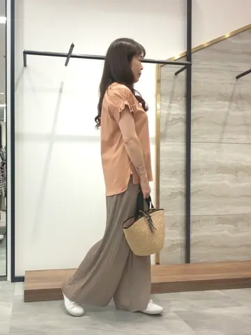 自由区 蛭川 コーディネート画像