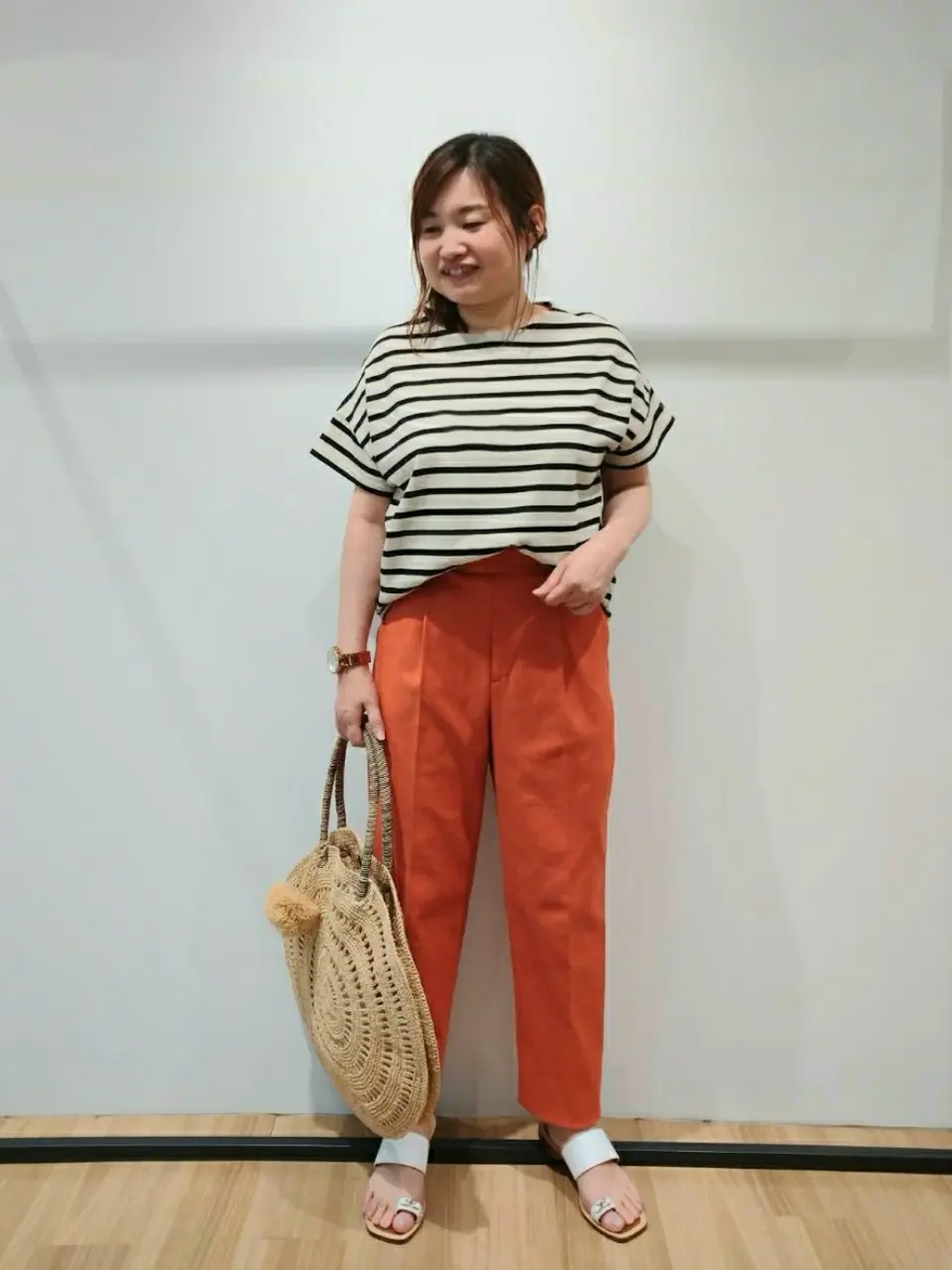 自由区 eri コーディネート画像