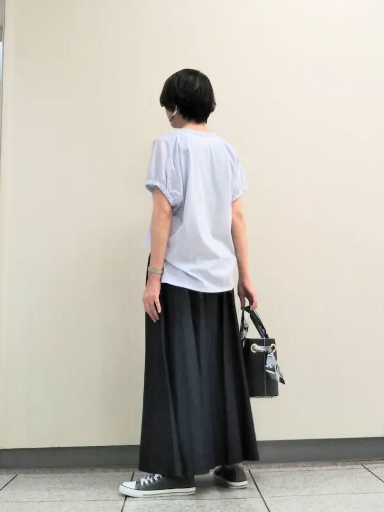 自由区 浅野 コーディネート画像