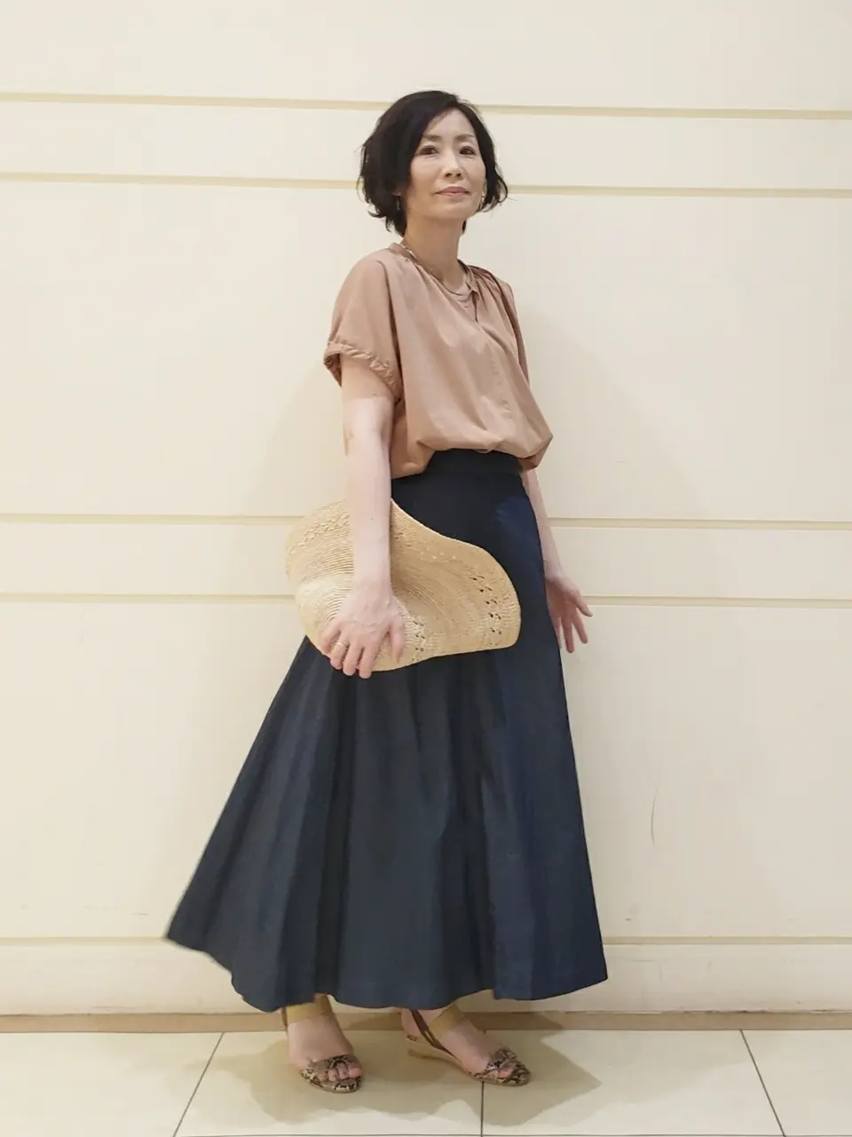 自由区 maruri コーディネート画像