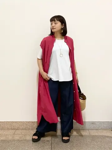 自由区 佐藤 コーディネート画像