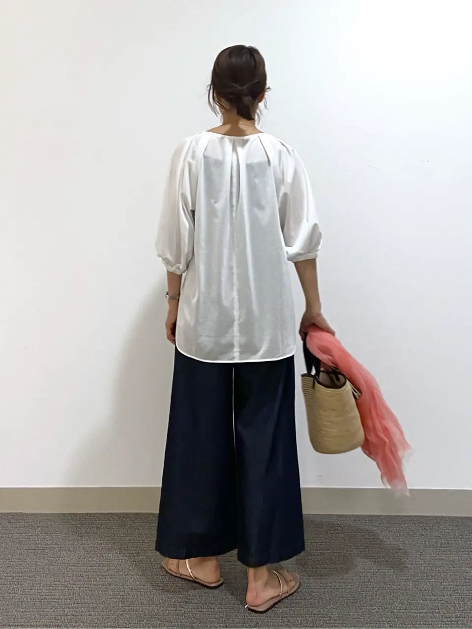 自由区 山本 コーディネート画像