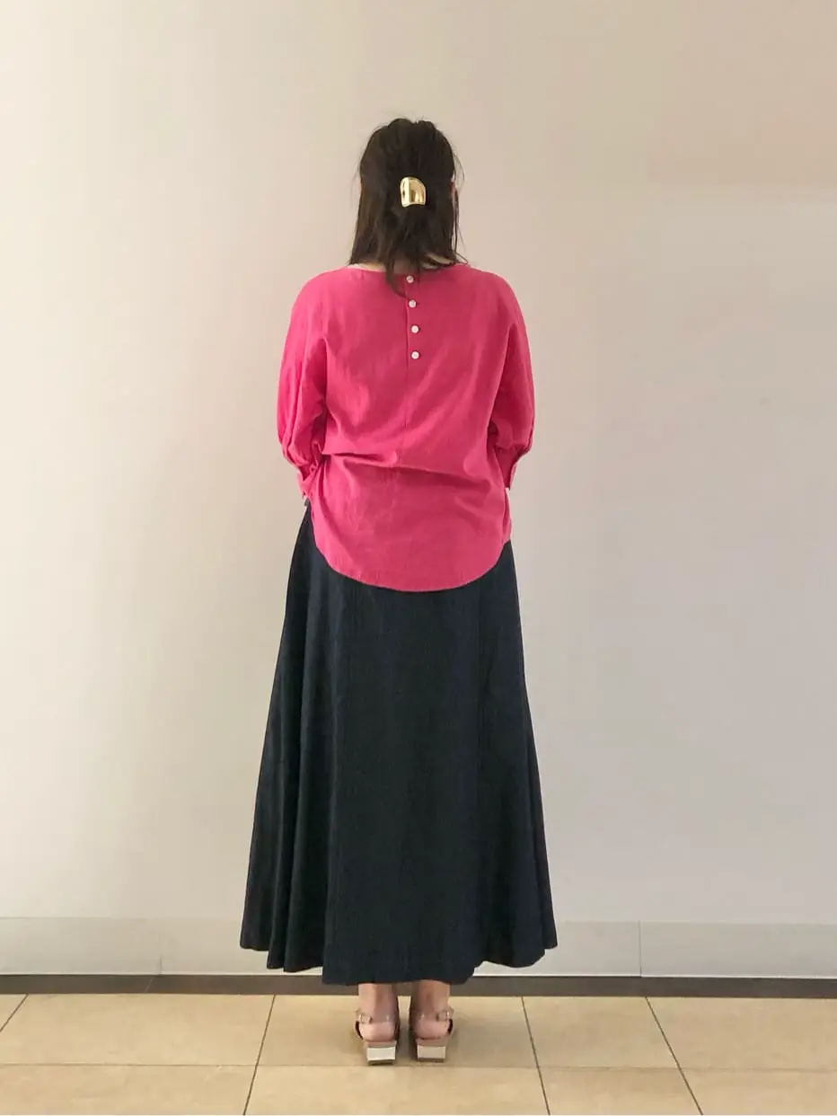 自由区 藤﨑 コーディネート画像