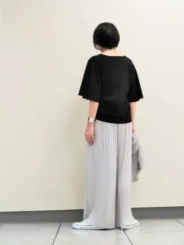 自由区 浅野 コーディネート画像