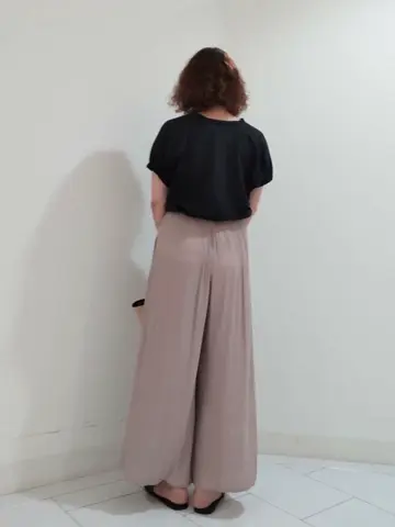 自由区 ナオミ コーディネート画像