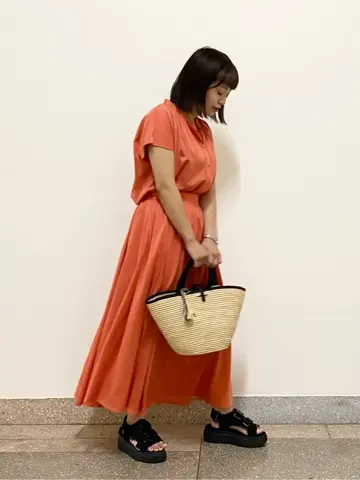 自由区 佐藤 コーディネート画像