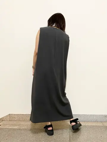 自由区 佐藤 コーディネート画像