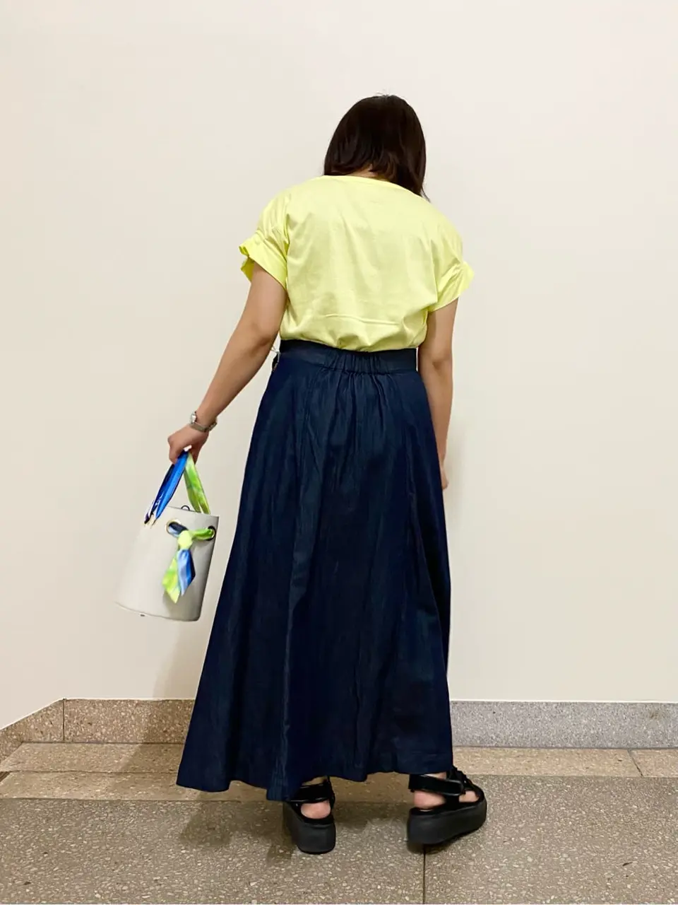 自由区 佐藤 コーディネート画像